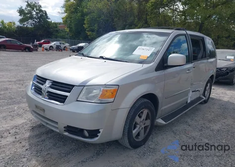 2010 Dodge Grand Caravan Sxt from USA, damaged, VIN 2D4RN5D17AR302355